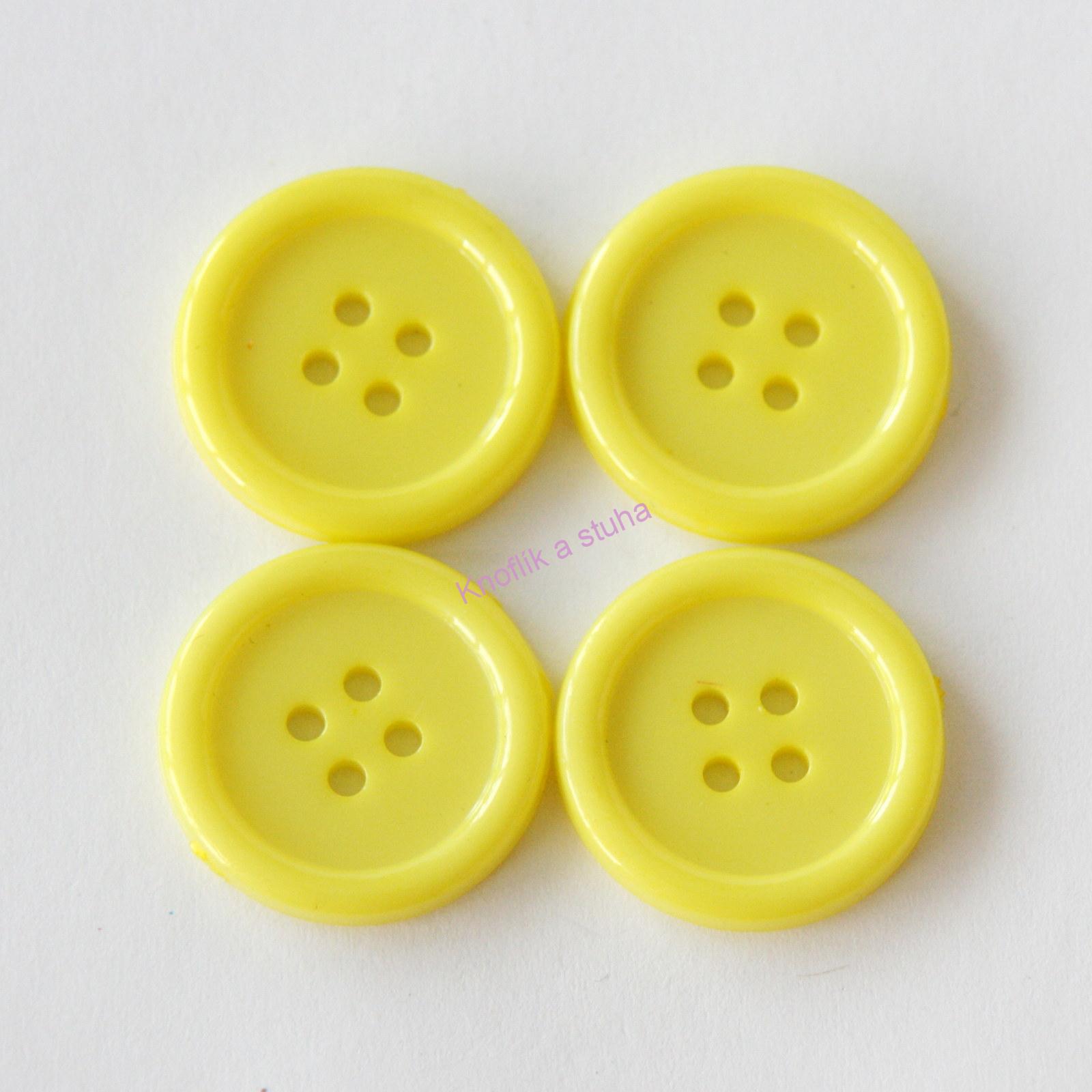 Plastový knoflík ~ 20 mm ~ 4 ks ~ světle žlutý