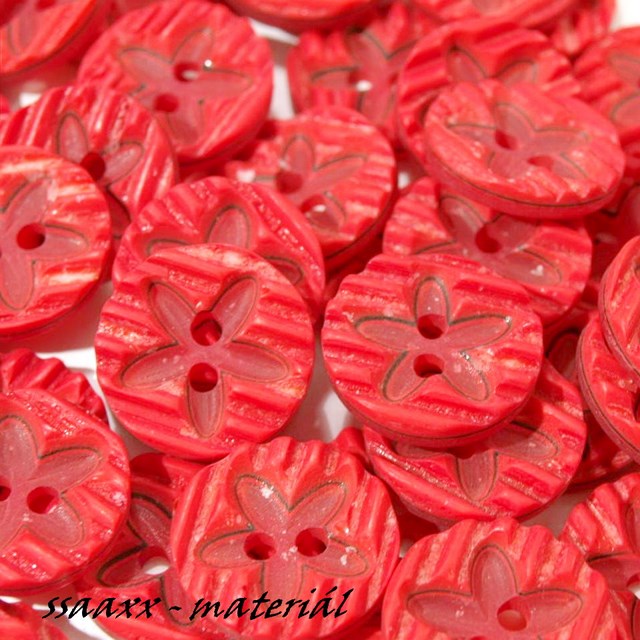 Plastový knoflík ~ 15 mm ~ 2 ks ~ kytička ~ červená