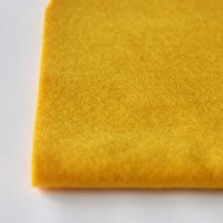 Dekorační filc ~ 1-2 mm ~ 20x30 ~  sluníčkově žlutá