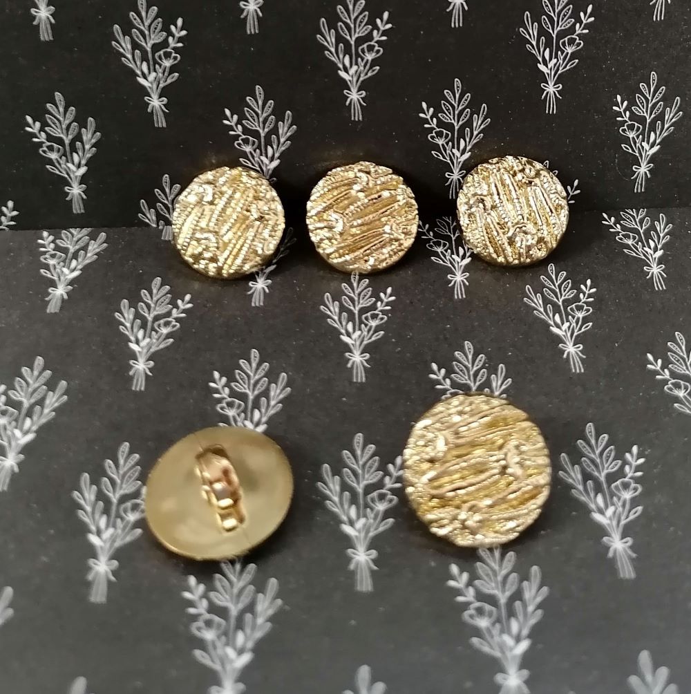 Knoflík s očkem ~ 20 mm ~ zdobený ~ zlatý