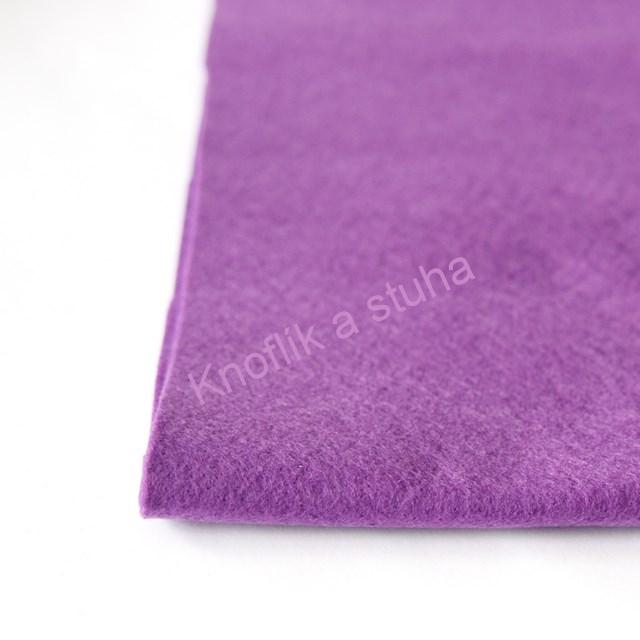 Dekorační filc ~ 1-2 mm ~ 20x30 ~  fialová