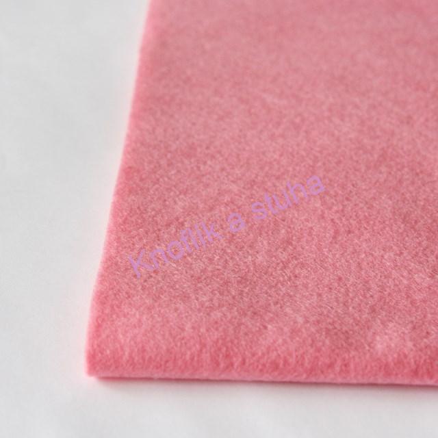 Dekorační filc ~ 1-2 mm ~ 20x30 ~  růžová