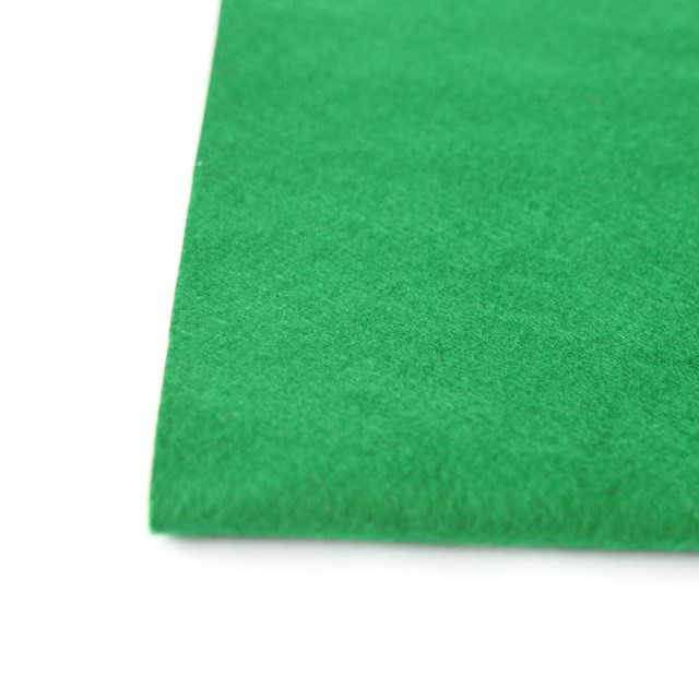 Dekorační filc ~ 1-2 mm ~ 20x30 ~  zelená