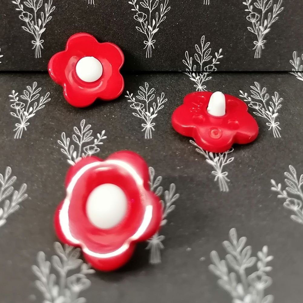 Knoflík s očkem ~ 28 mm ~ kytička ~ červená